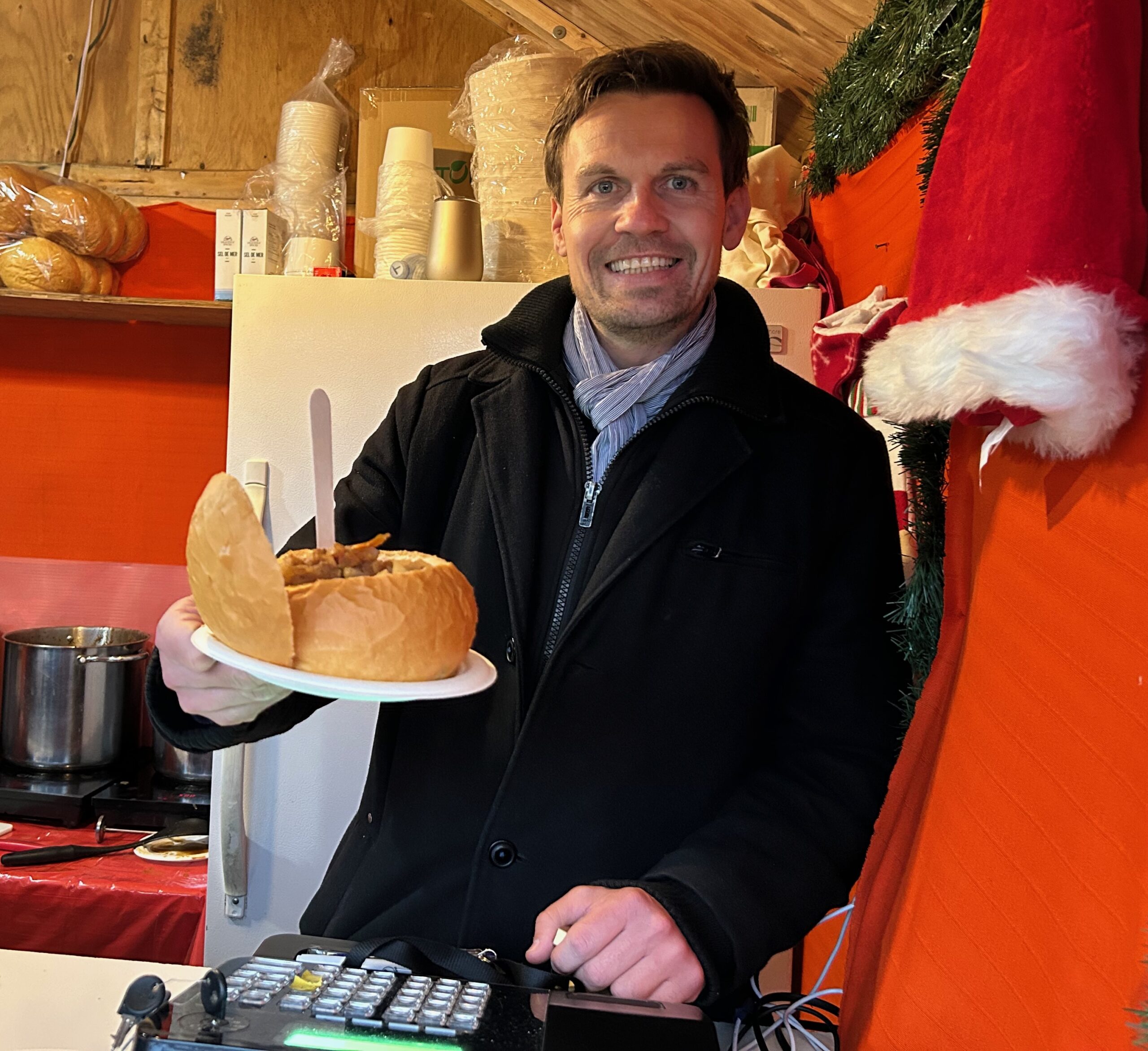 Thomas sharing his Austrian "Omas" Beef Goulash in a bread bowl recipe.  Authentic Taste!