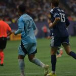 Müller on the pitch!