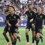 Berhalter in a crowd