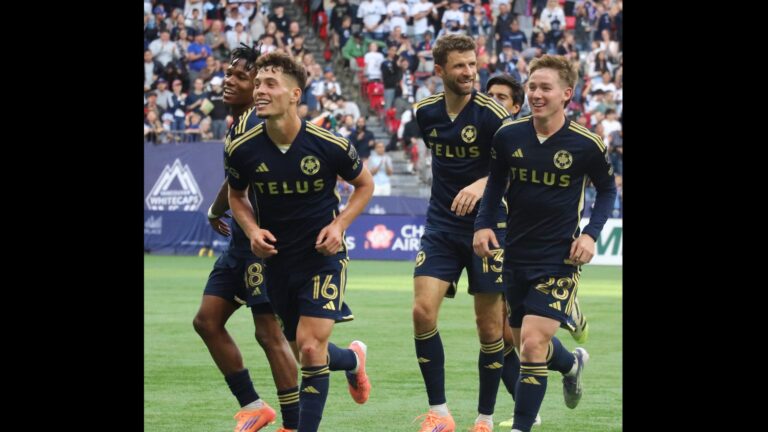 Berhalter in a crowd