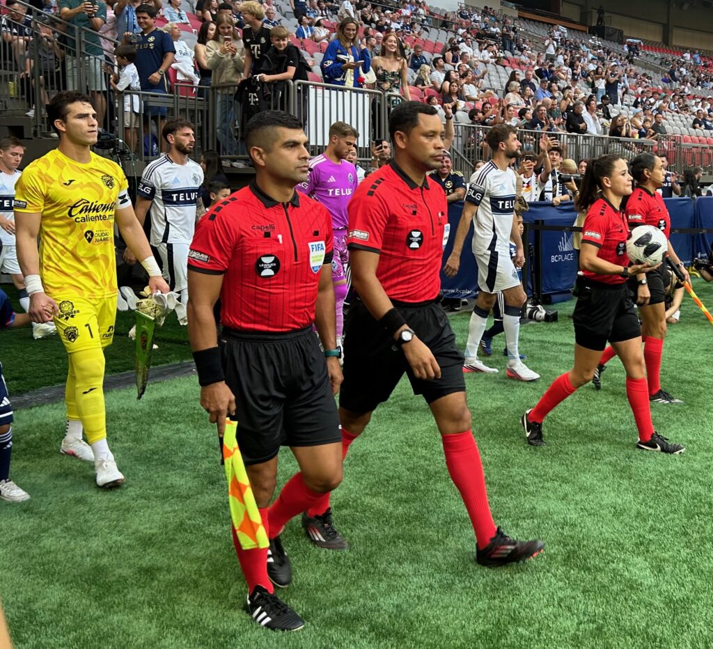 Four Referees and Müller